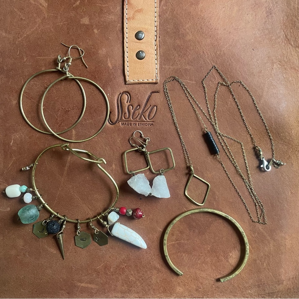 Large Lot of Sseko Jewelry!